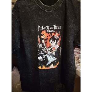 Attack On Titan Tshirt L Oversized Black Crew Short Sleeve CR5 Excellent